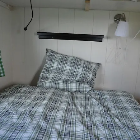 Bed & Breakfast Your Waggon At The Cow's Paradise Amsterdam